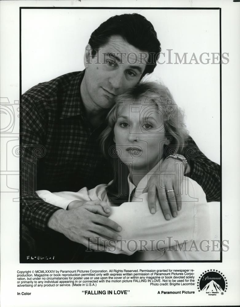 1984 Press Photo Robert De Niro &amp; Meryl Streep in Falling In Love - Historic Images