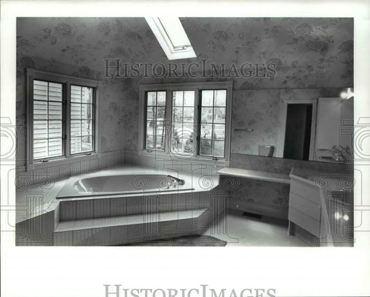 1989 Press Photo The Shadowbrook Salon - Historic Images