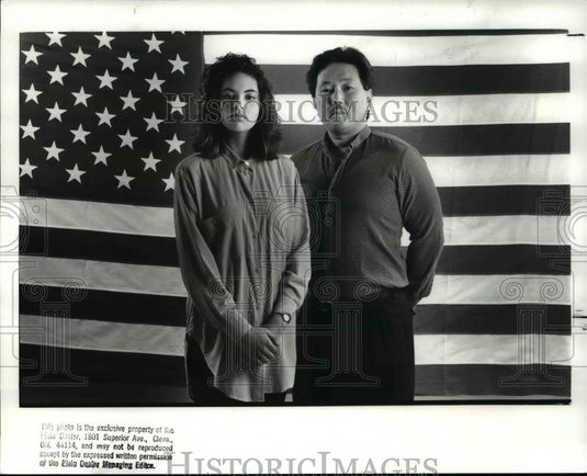 1990 Press Photo The Naturalization ceremony - Historic Images