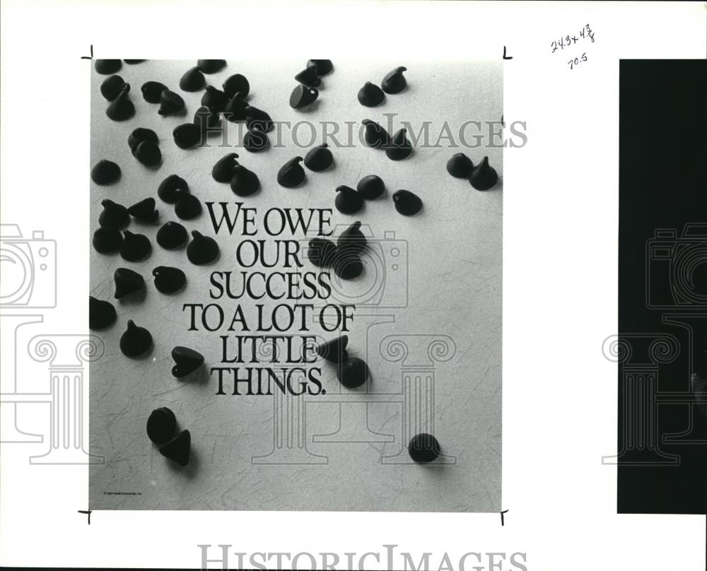 1990 Press Photo Nestle Enterprises Inc. Chocolate Chip Ad Campaign - cva63651 - Historic Images