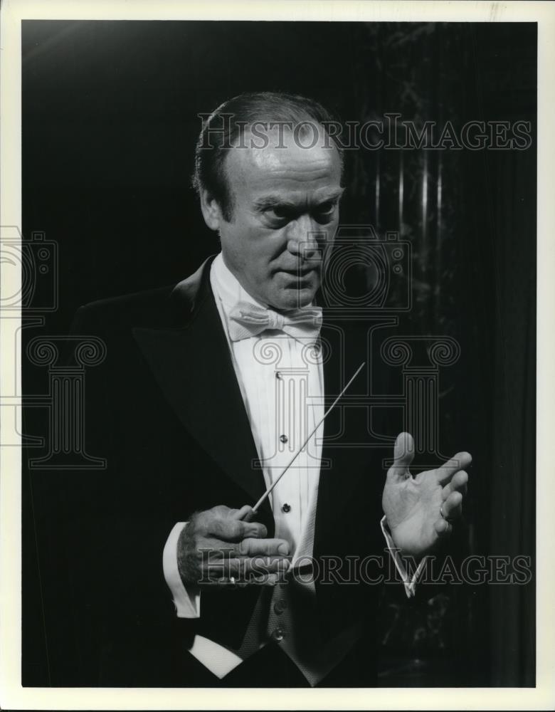 1986 Press Photo Conductor Robert Page - cvp50214 - Historic Images