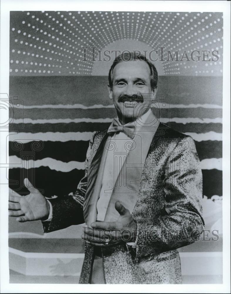 1988 Press Photo Larry Kert stars as Georges in La Cage Aux Folles - cvp52858 - Historic Images