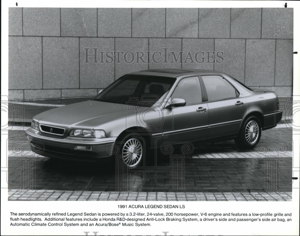 1990 Press Photo 1991 Honda Acura Legens Sedan LS powered by 3.2 Liter, 24-valve - Historic Images
