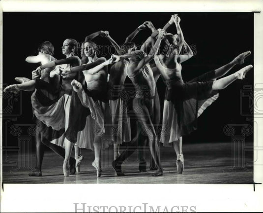 1988 Press Photo Dress rehearsal for Rivulet a new ballet by Dennis Nahat - Historic Images