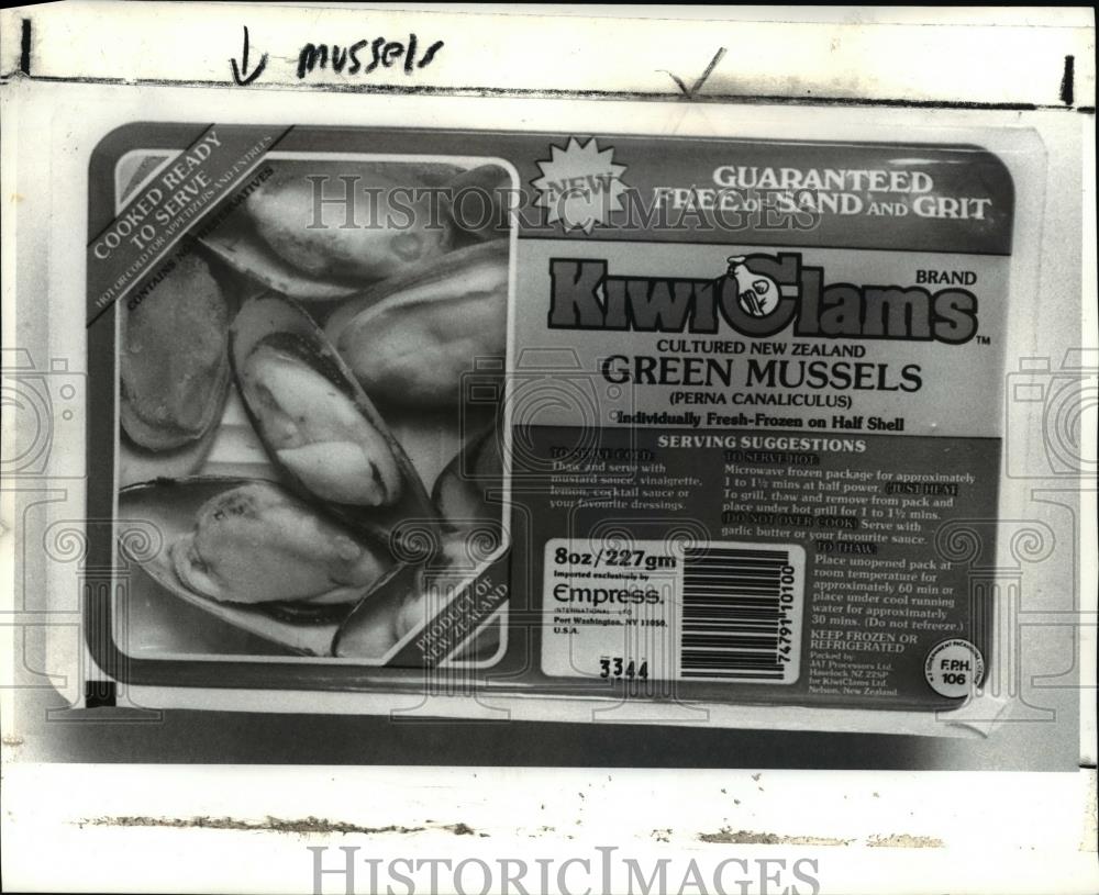 1985 Press Photo Kiwi Clams Green Mussels - Historic Images