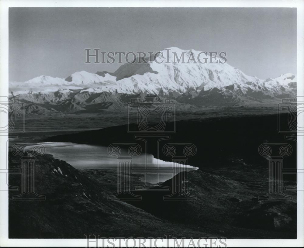 1984 Press Photo The Mount McKinley, the tallest point in North America - Historic Images