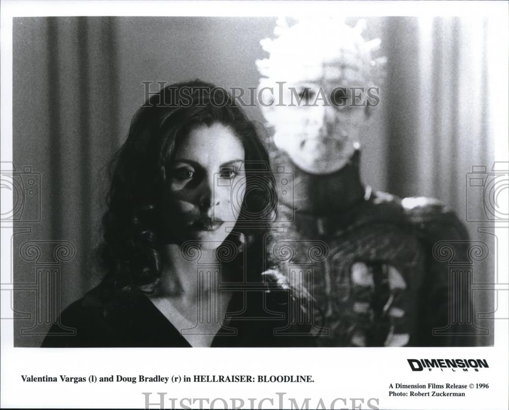 1996 Press Photo Valentina Vargas & Douglas Bradley in Hellraiser: Blodline - Historic Images