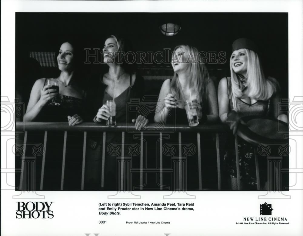 1999 Press Photo Sybil Temchen Amanda Peet Tara Reid "Body Shots" - cvp48037 - Historic Images