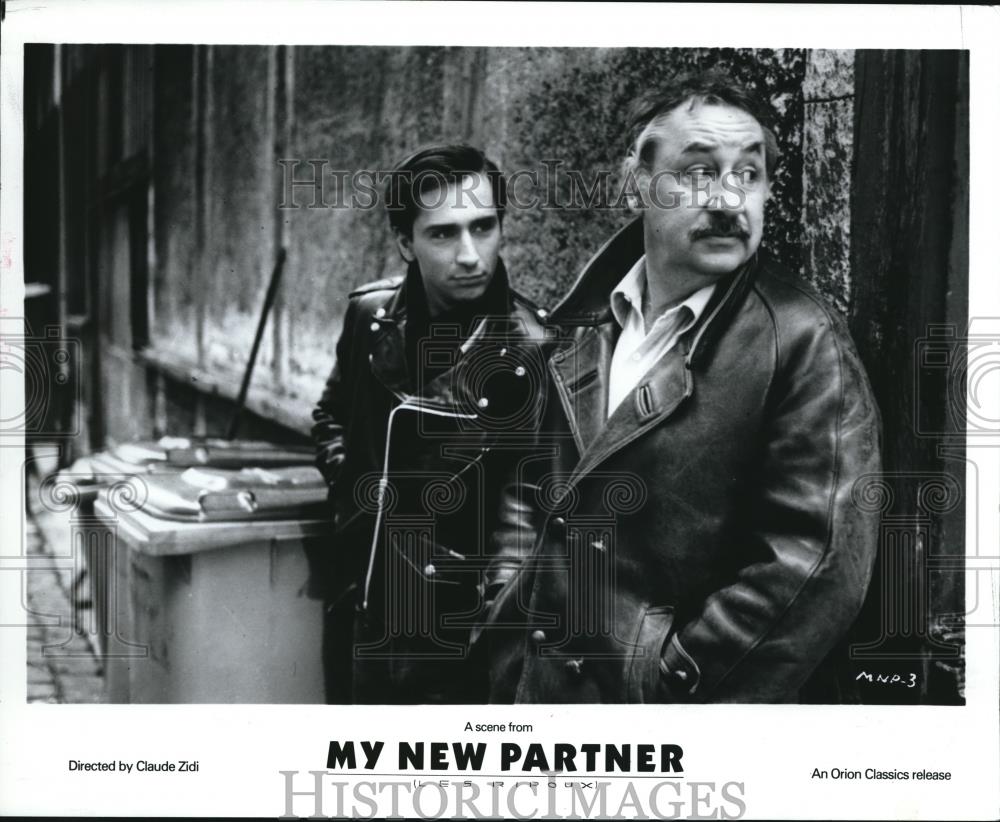 1985 Press Photo Thierry Lhermitte & Philippw Noiret in My New Partner - Historic Images