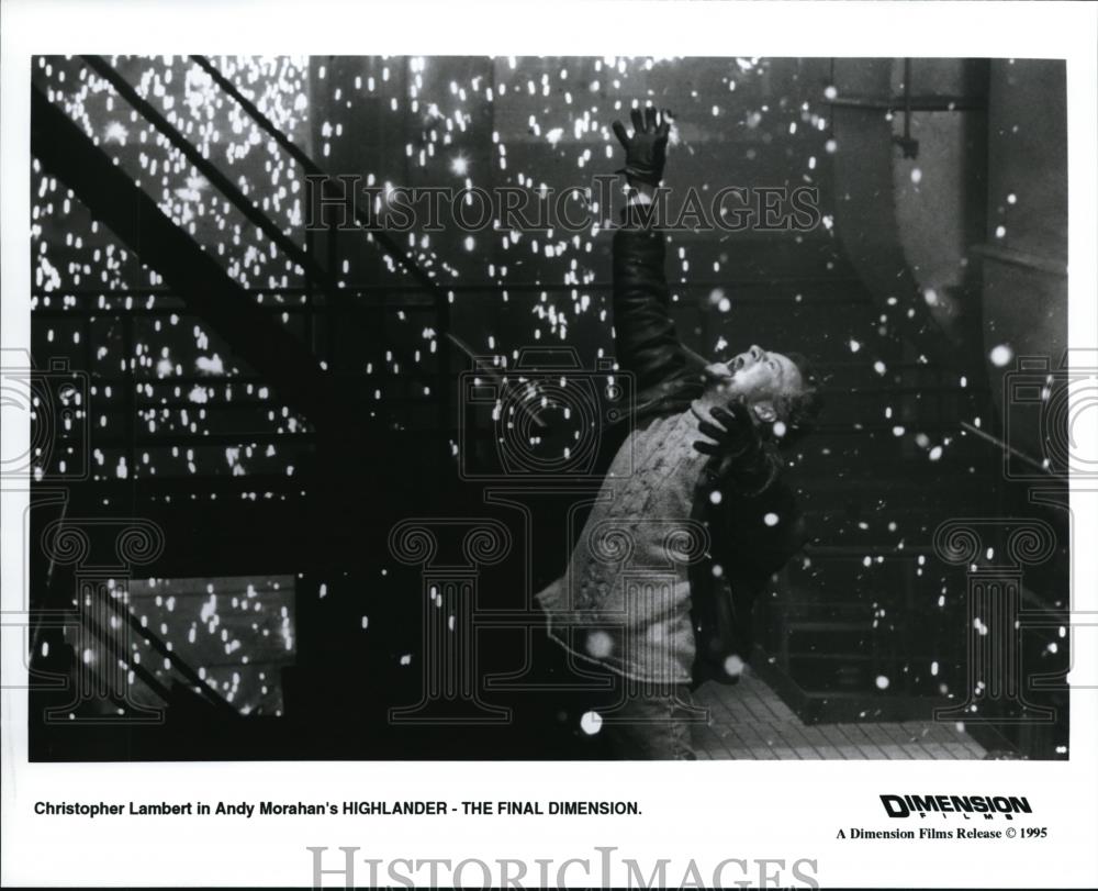 1995 Press Photo Christopher Lambert stars in Highlander The Final Dimension - Historic Images