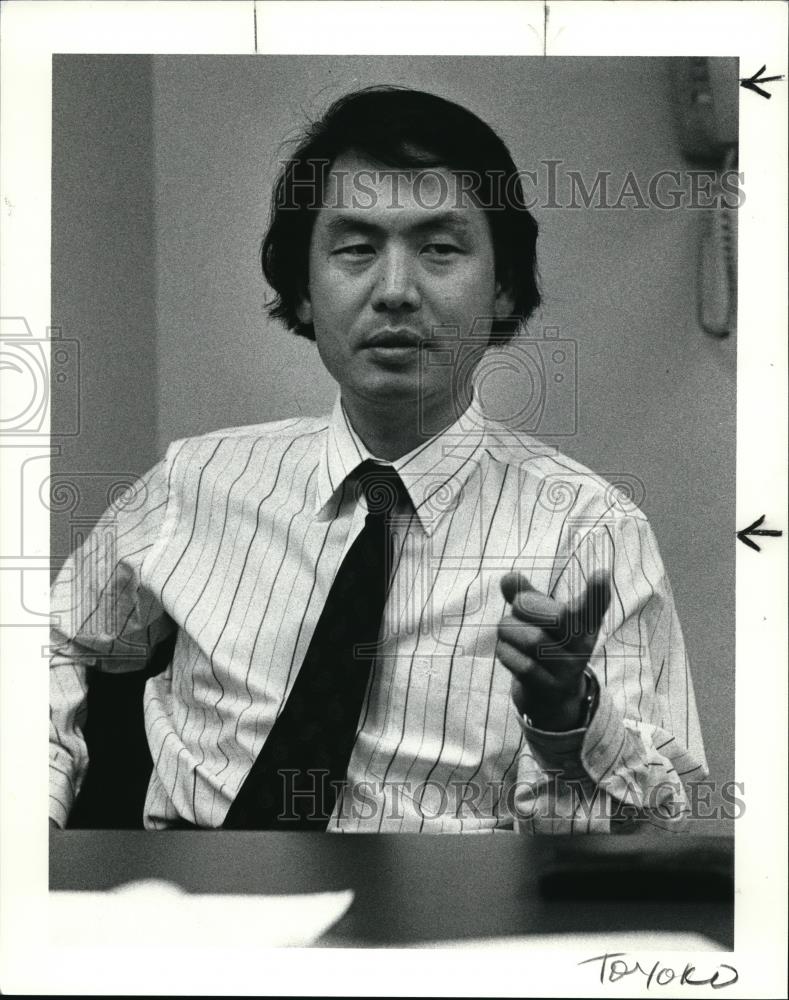 1990 Press Photo Kazutami Yamazaki Japanese Businessmen - Historic Images