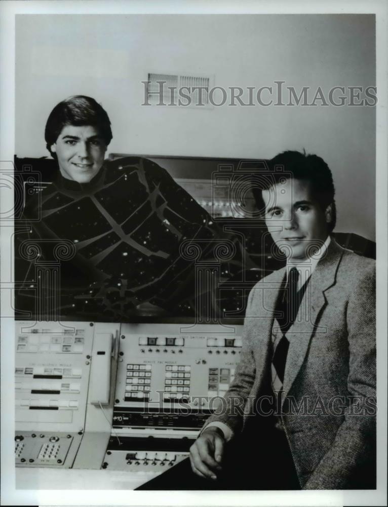 1984 Press Photo Chuck Wagner &amp; Desi Arnaz Jr in Automan - cvp55238 - Historic Images