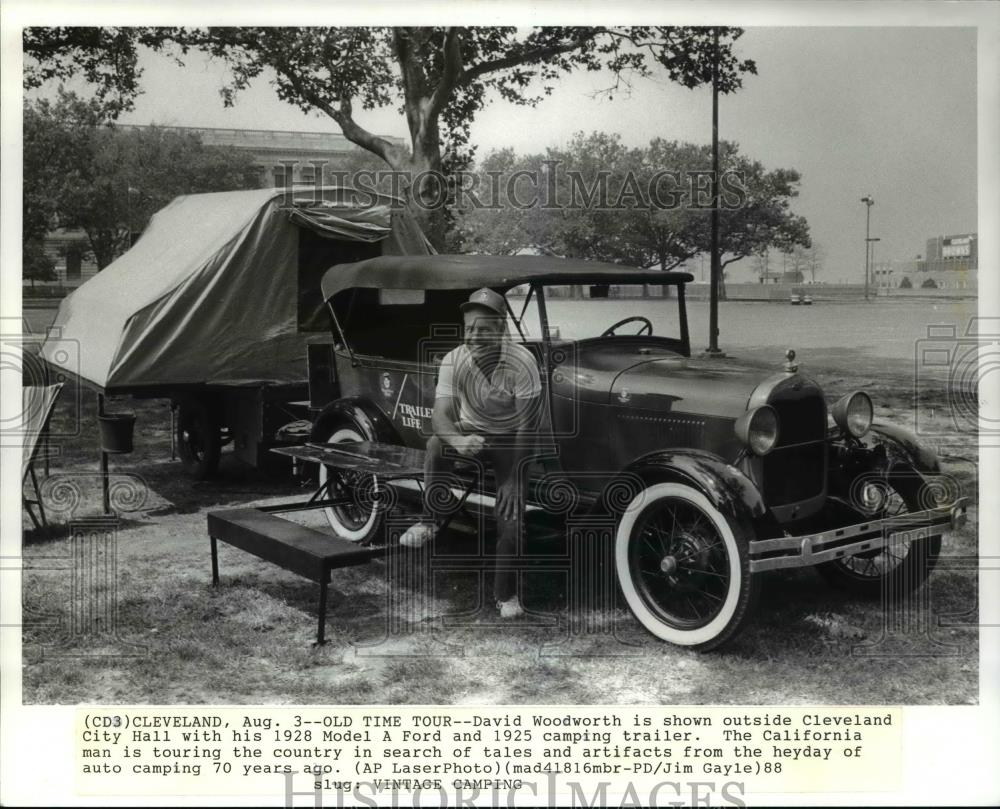 1988 Press Photo David Woodworth with his Model A Ford, a camping trailer - Historic Images