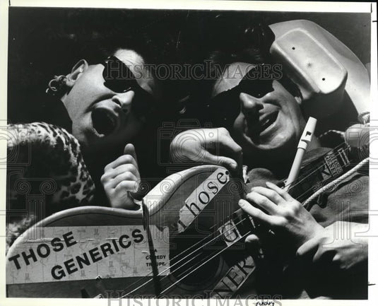 1987 Press Photo Comedians" Those Generics" Michael Gonzalez and George Gajdos - Historic Images