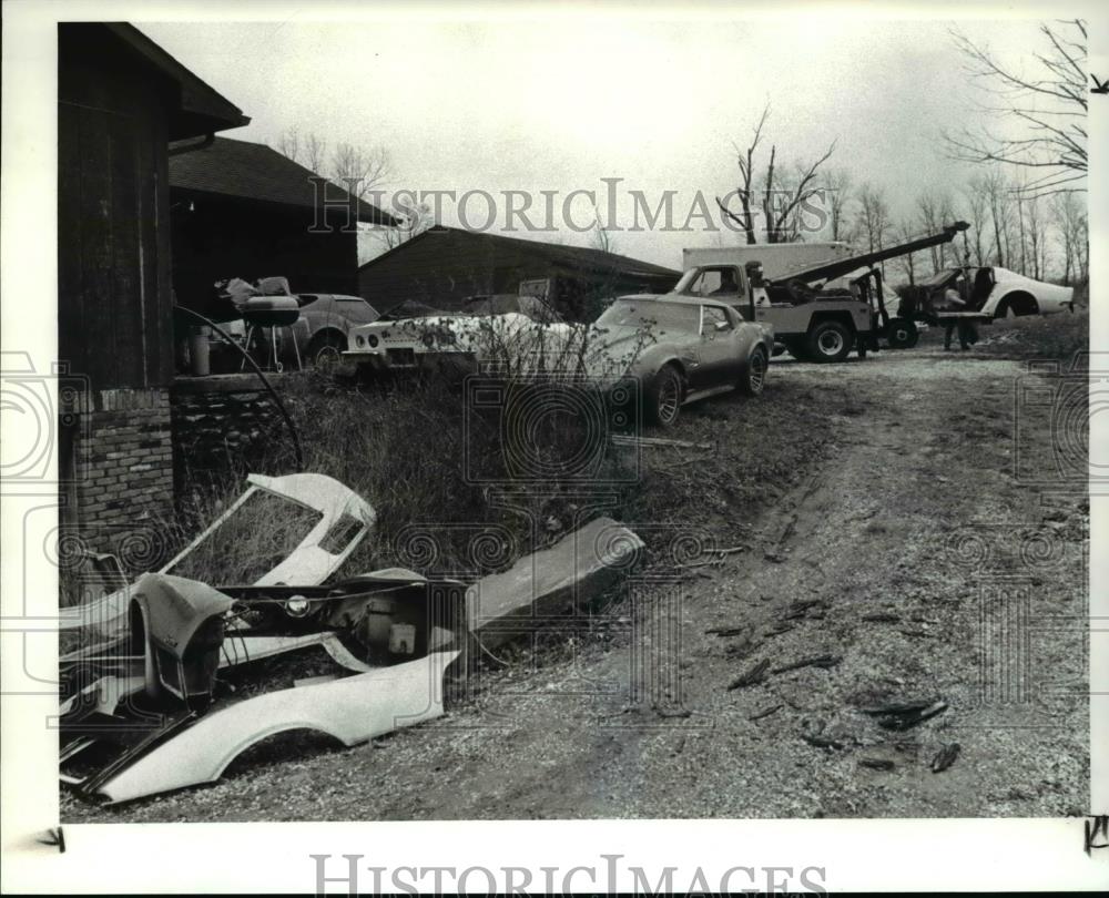 1985 Press Photo The stolen car ring busted by the police - Historic Images