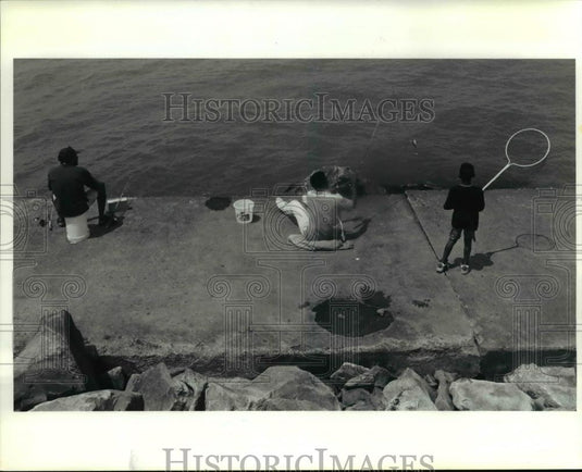 1992 Press Photo Fishing - Historic Images