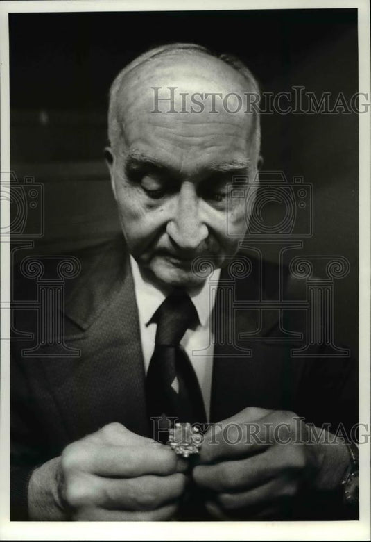 1979 Press Photo James Lynsky, retired jeweler HW Beattle Co - Historic Images