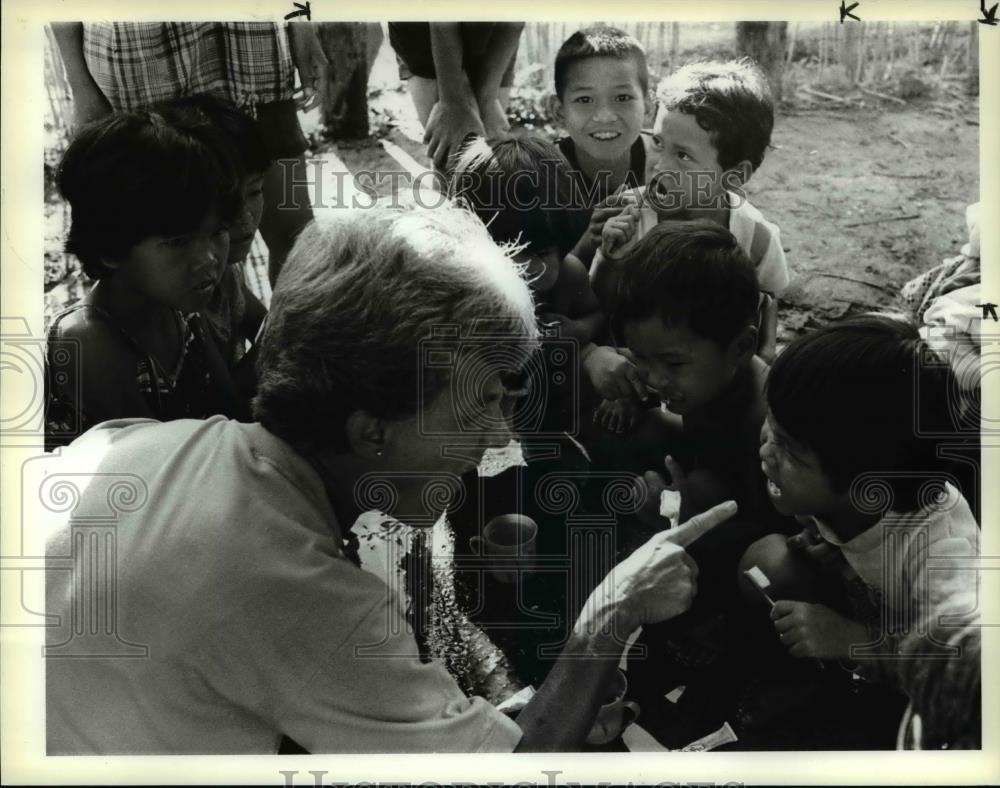 1984 Press Photo Peace Corps - cva68264 - Historic Images