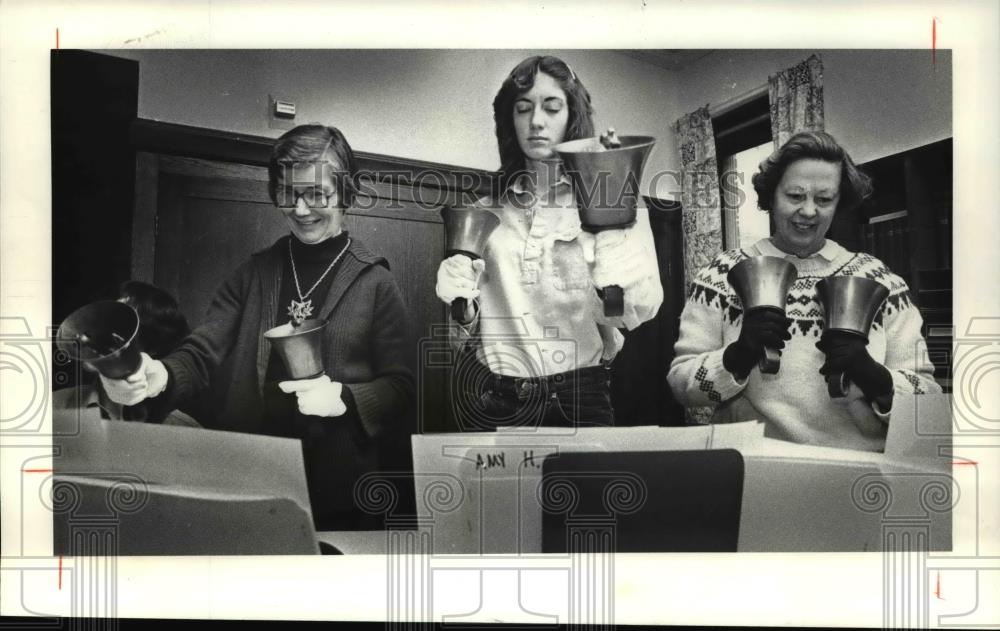 1980 Press Photo Jane Smith, Amy Hise and Sally Bryan bell ringers - Historic Images