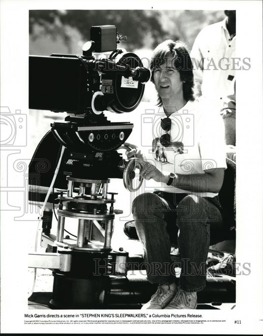 1993 Press Photo Mick Garris director of Stephen King's Sleepwalkers movie film - Historic Images