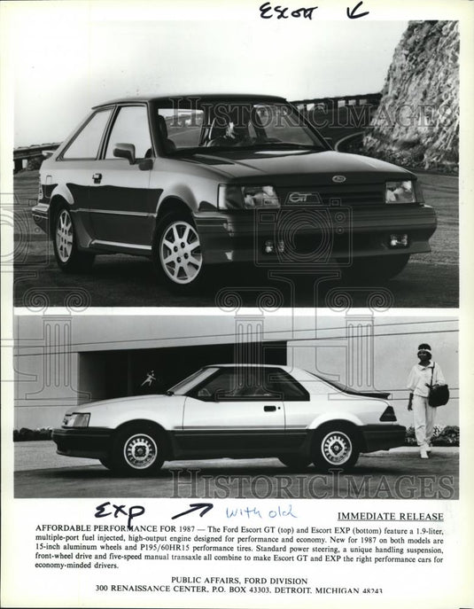 1993 Press Photo Ford Escort GT & Escort EXP on 1.9 L multiple-port fuel - Historic Images