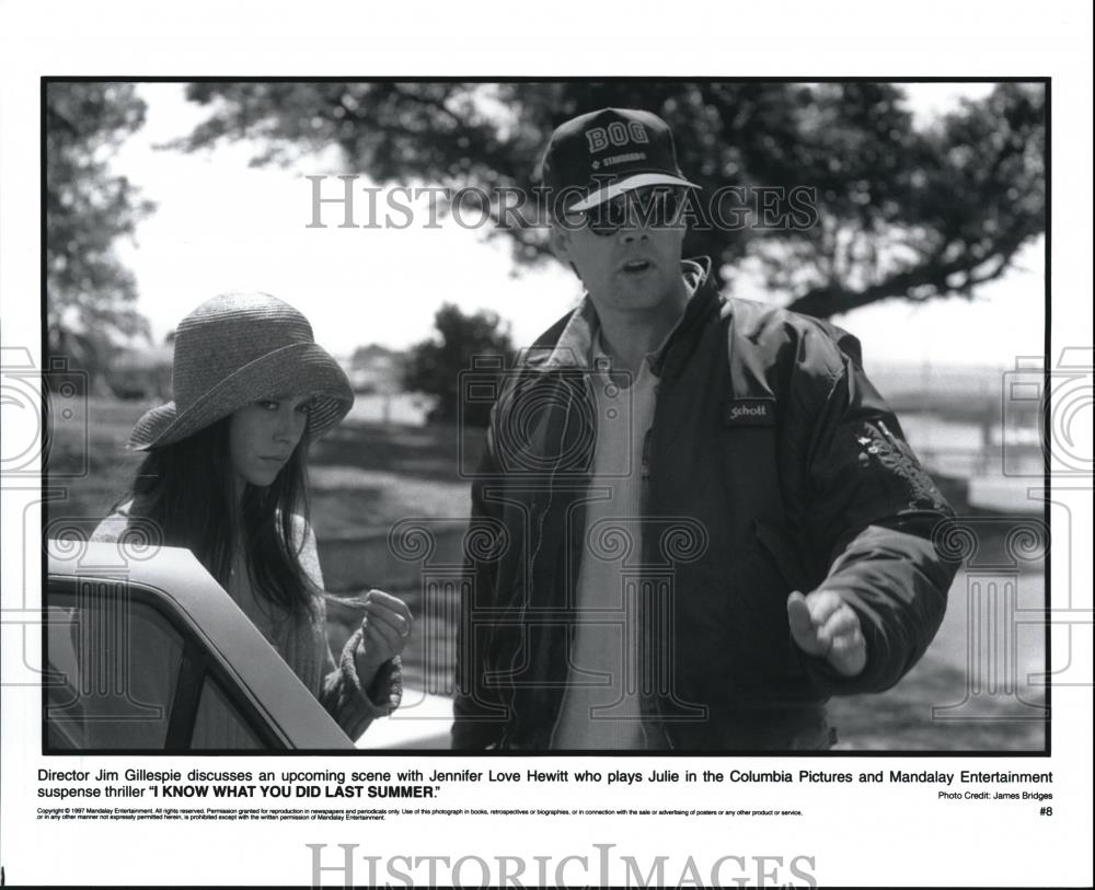 1997 Press Photo Director Jim Gillespie of I Know What You Did Last Summer - Historic Images