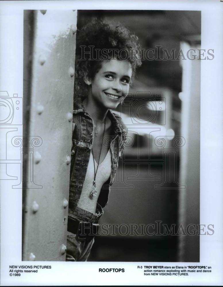 1990 Press Photo Tory Beyer stars as Elana in Rooftops - cvp55293 - Historic Images