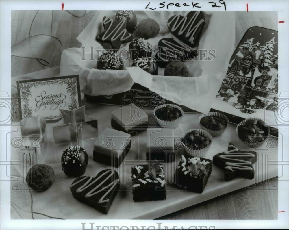 1993 Press Photo The assorted sweets - Historic Images