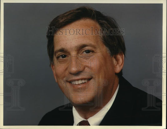 Undated Press Photo Walter Isaacson - cvp43178 - Historic Images