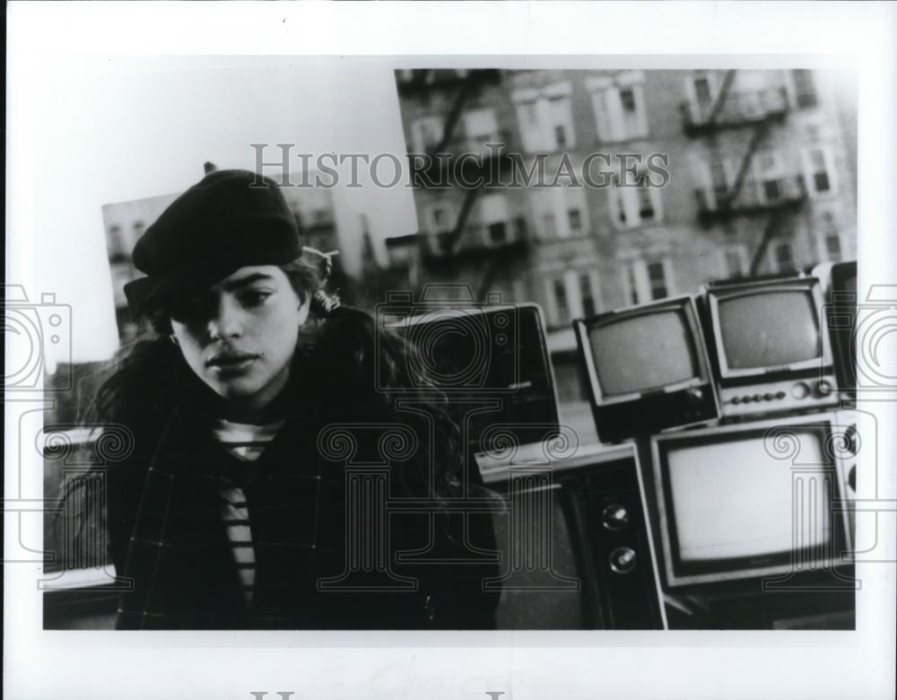 1997 Press Photo Sarita Choudhury in "Fresh Kill" - cvp46619 - Historic Images