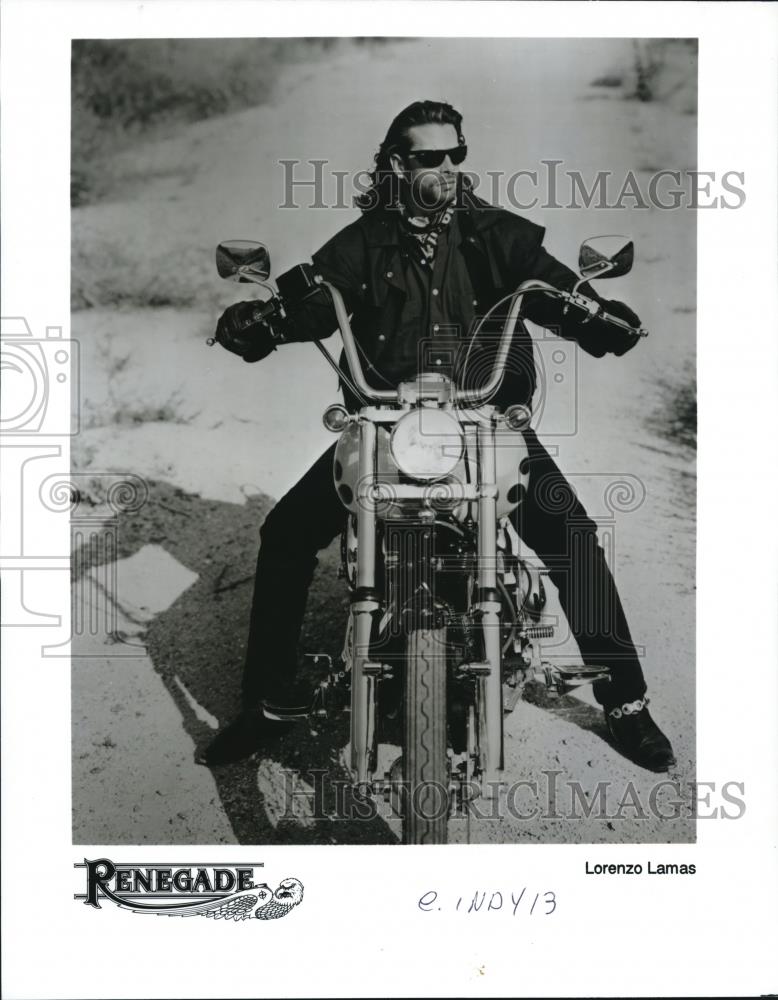 Press Photo Lorenzo Lamas, Renegade - cvp72874 - Historic Images