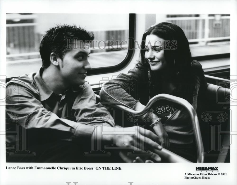 2001 Press Photo Lance Bass and Emmanuelle Chriqui in &quot;On The Line&quot; - cvp51646 - Historic Images