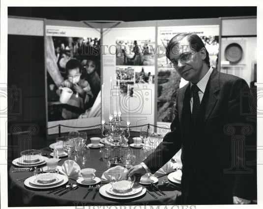 1986 Press Photo Jamie Wickens, UN Laison Officer for Food Aid to Africa - 462 - Historic Images