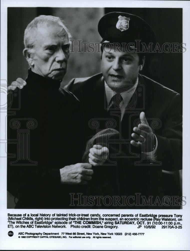 1992 Press Photo Ray Walston and Michael Chiklis star on The Commish - cvp44207 - Historic Images