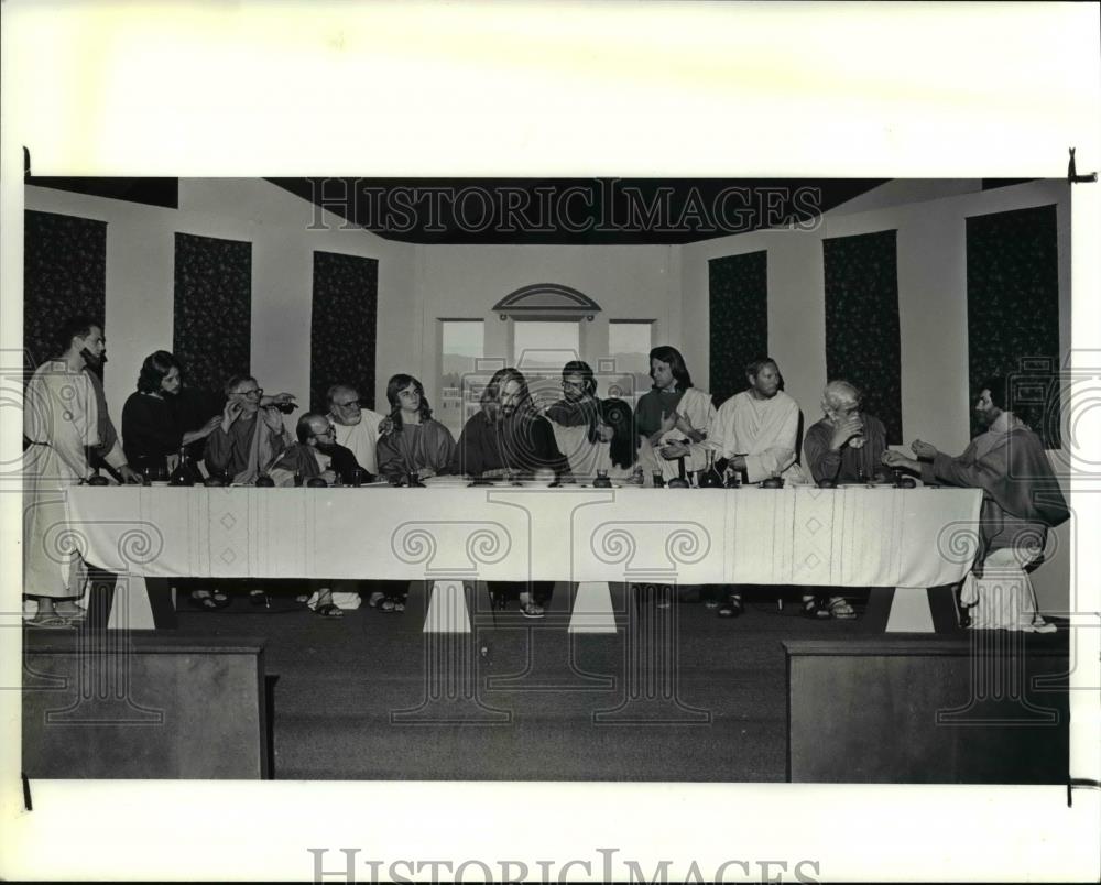 1990 Press Photo Brook Park United Methodist Church Last Supper - Historic Images