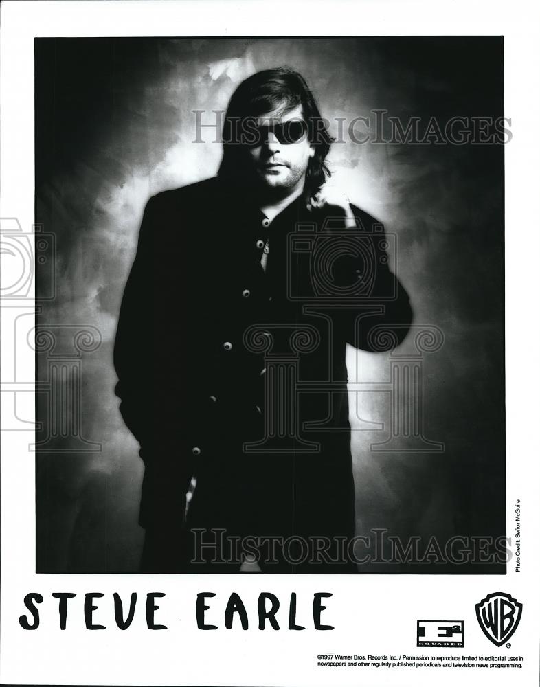 1997 Press Photo Steve Earle Country Folk Rock Singer Songwriter and Musician - Historic Images