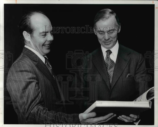 1976 Press Photo Robert Woolham, Canadian Consul - Historic Images