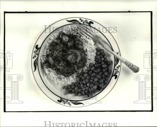 1985 Press Photo Octoupus Food - Historic Images