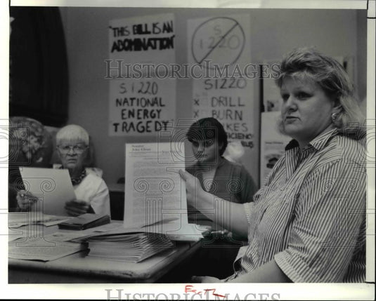 1991 Press Photo Betty Long, Sue Hiatt & Chris Trepal at Earth day conference - Historic Images