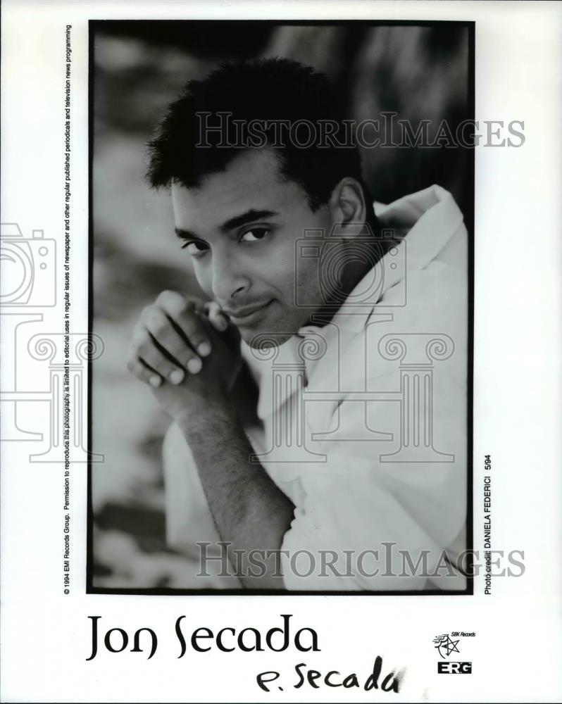 1995 Press Photo Jon Secada - cvp75324 - Historic Images