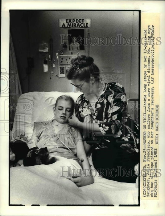 1982 Press Photo Jackie Long & daughter Jamie Francisco with rare viral disease - Historic Images