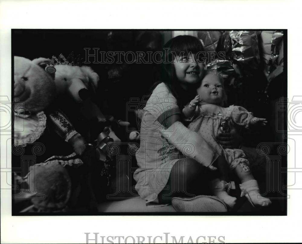 1991 Press Photo 6 yr old Tessa Ferese is recovering from liver transplant - Historic Images