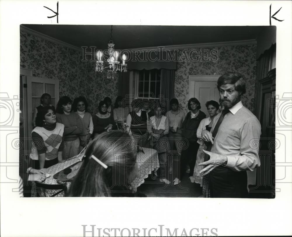 1984 Press Photo David L Warren - Historic Images