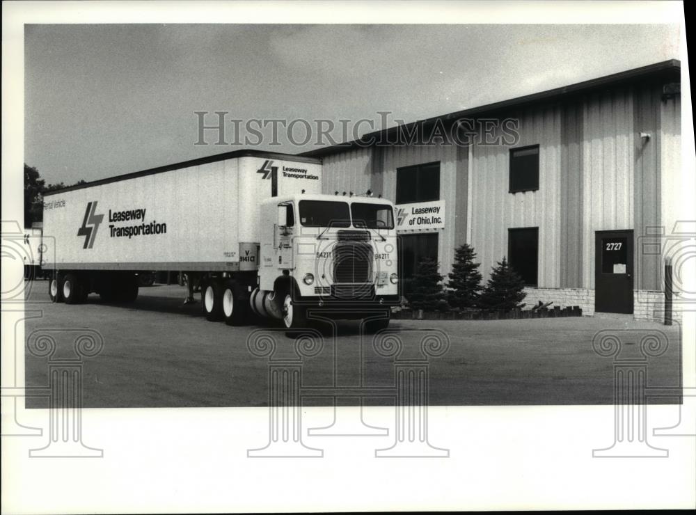 1980 Press Photo Headquarters of Leasway Transportation of Ohio Inc - Historic Images