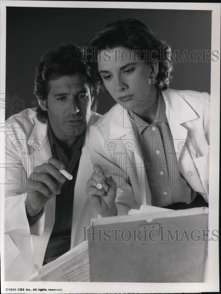 1990 Press Photo Jack Scalia Melissa Gilbert In Donor - cvp43992 - Historic Images