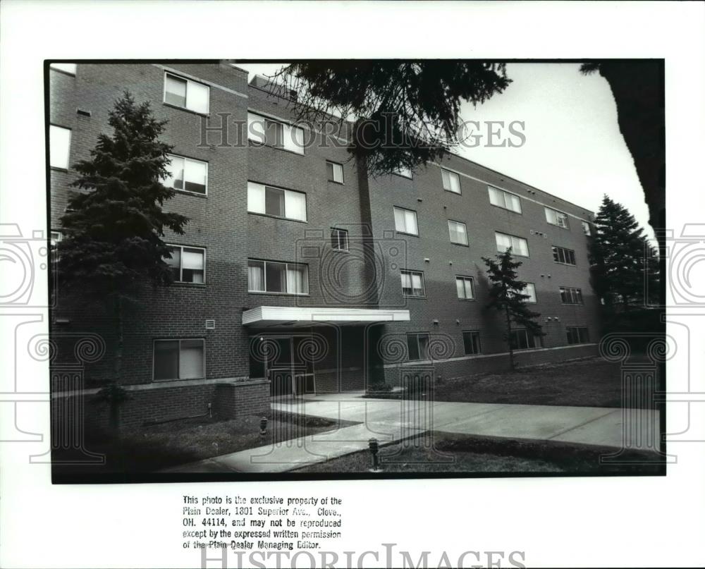 1989 Press Photo Continental Apartments - Historic Images