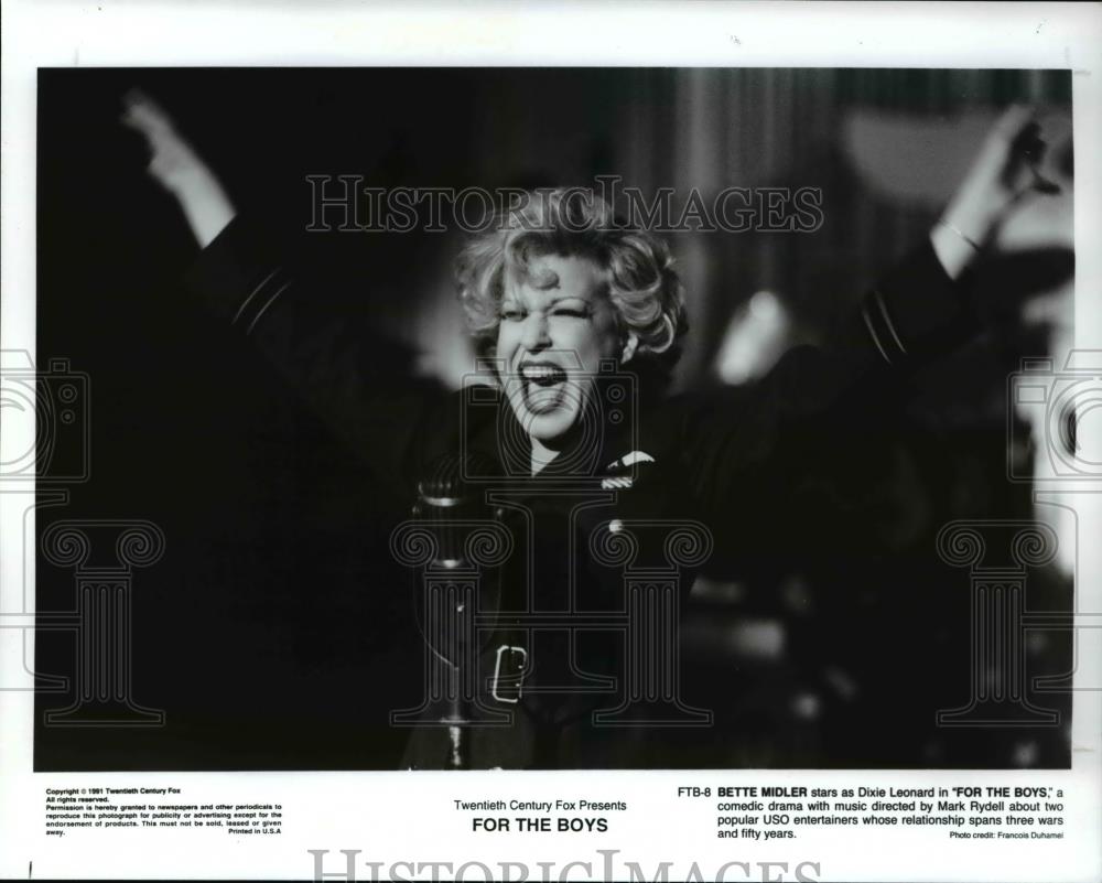 1991 Press Photo Bette Midler as Dixie Leonard in For the Boys - cvp45694 - Historic Images