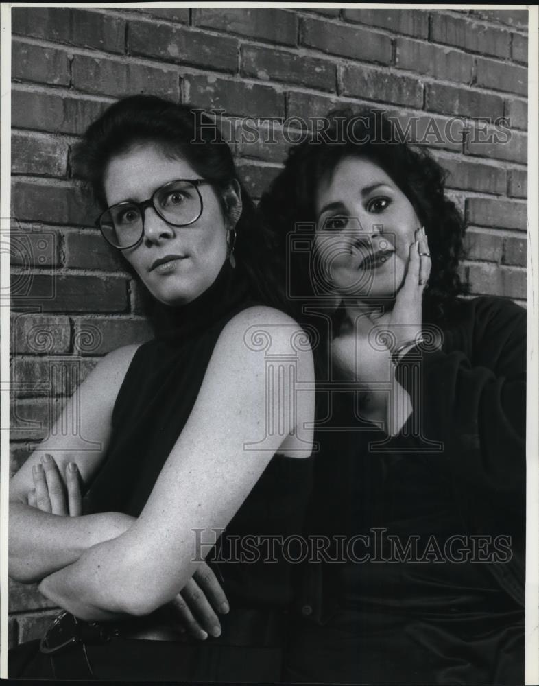 1989 Press Photo Mo Gaffney and Kathy Najimy stars in Kathy and Mo Show - Historic Images