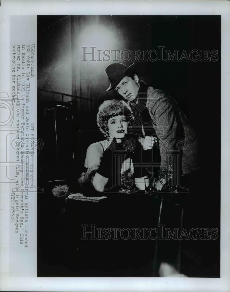 1977 Press Photo Liv Ullmann & David Carrad in The Serpent's Egg - cvp54811 - Historic Images