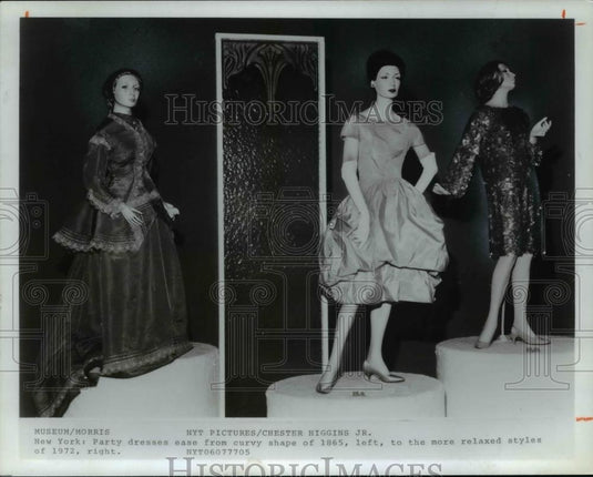 1977 Press Photo The historical party dresses of the 18th century - cva61245 - Historic Images